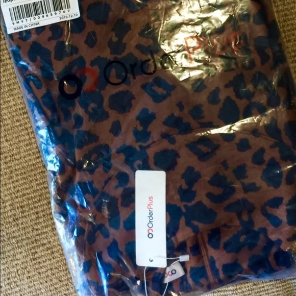 COPY - CUTEST LEOPARD TOP, EVER! - Picture 4 of 6